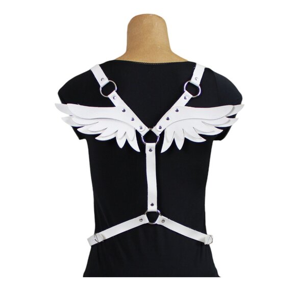 Leather Harness with Angel Wings - Picture 11 of 12